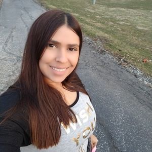 Meet your Posher, Alejandra